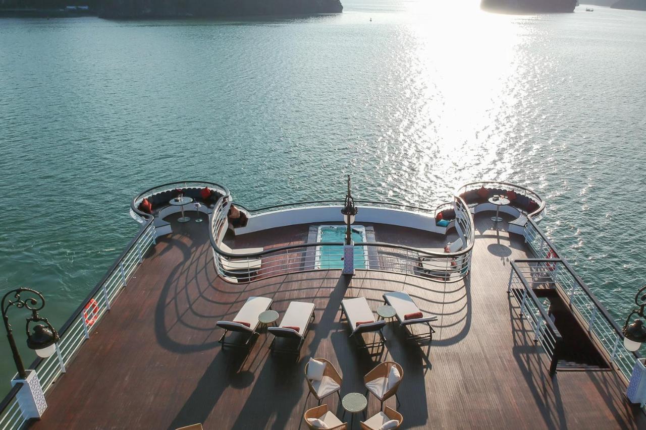 Ambassador Cruise Halong Bay Hotel Ha Long Buitenkant foto
