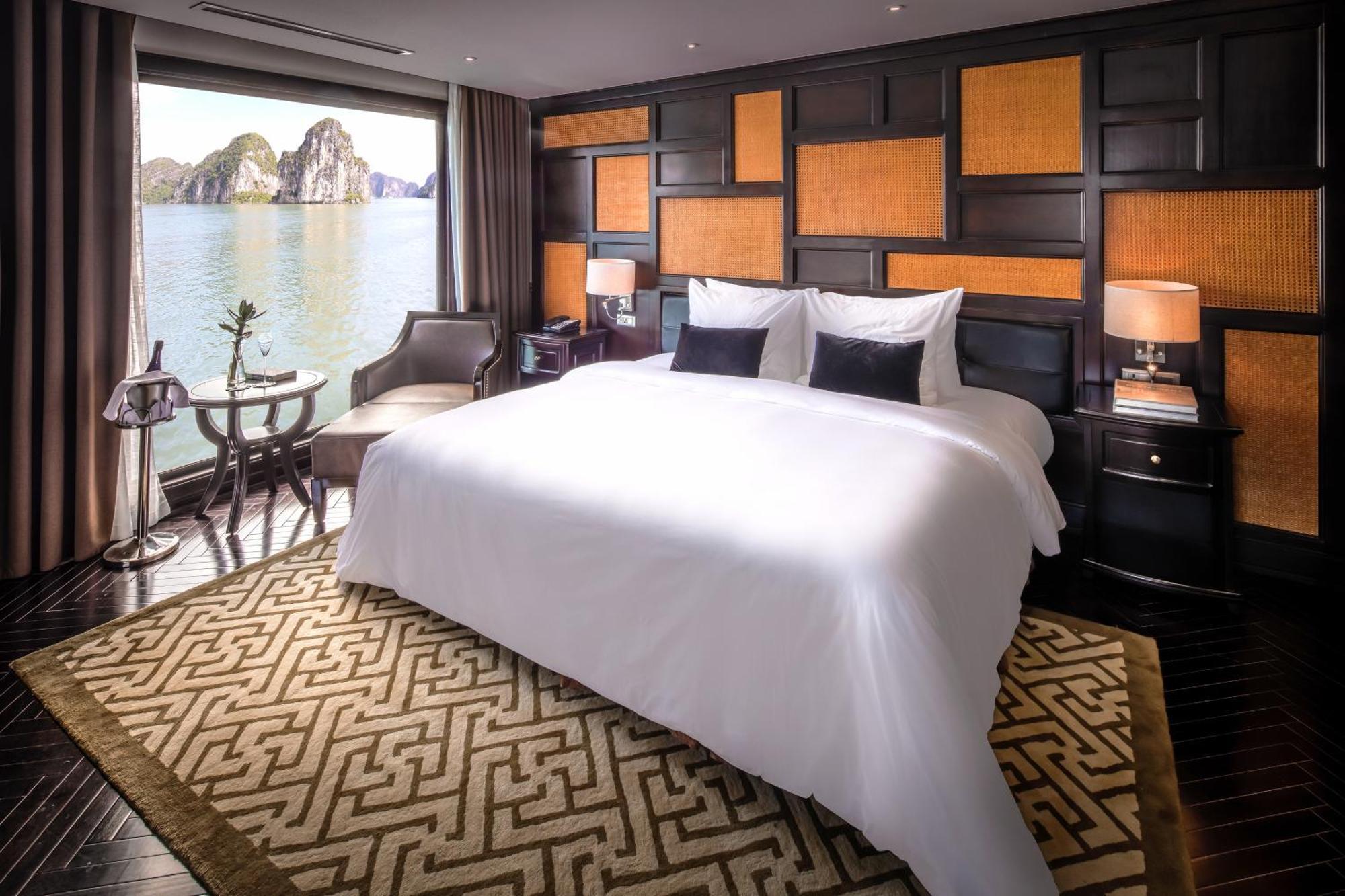 Ambassador Cruise Halong Bay Hotel Ha Long Buitenkant foto