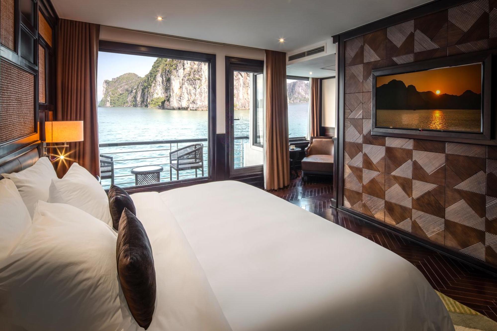 Ambassador Cruise Halong Bay Hotel Ha Long Buitenkant foto