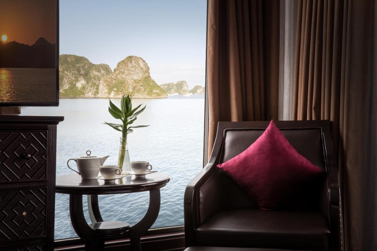 Ambassador Cruise Halong Bay Hotel Ha Long Buitenkant foto