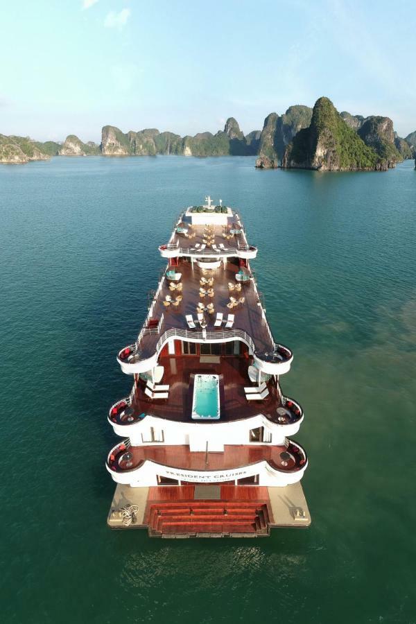 Ambassador Cruise Halong Bay Hotel Ha Long Buitenkant foto